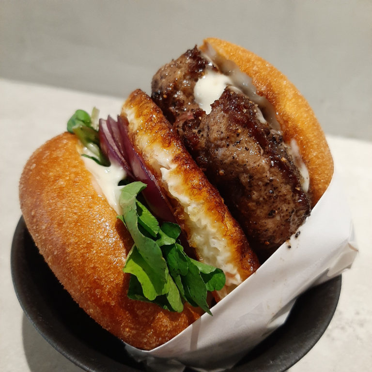 01BURGER經典牛加蛋